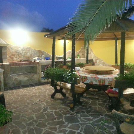 B&B La Collina Collepasso Екстер'єр фото